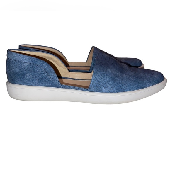 Nine West - blue flats - EUC - size 6.5 M - Picture 3 of 6